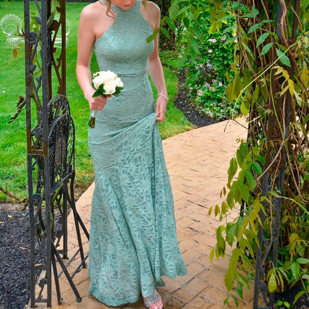 B. Darlin green prom dress size 0